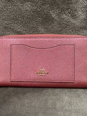 COACH Metallic Pink Accordion Wallet NWOT